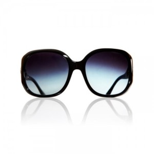 black-sunglass